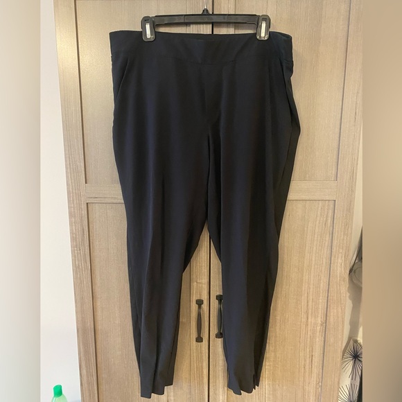 EUC Athleta Brooklyn Pants - Picture 3 of 5